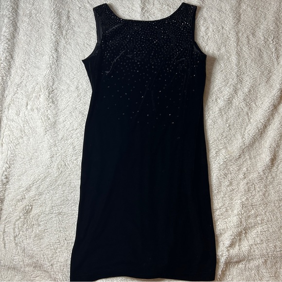 Vintage velvet formal dress - Picture 3 of 7